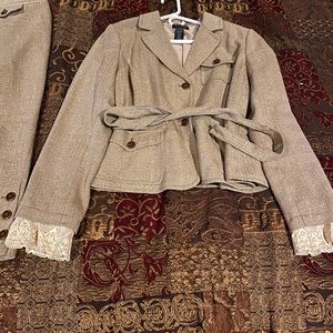 Jacket to tweed capris